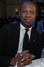 Clive Myrie 146x219